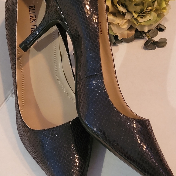ELLEN TRACY CLASSIC POINTED FAUX REPTILE POINTED TOE PUMP SIZE 9 - Picture 3 of 7